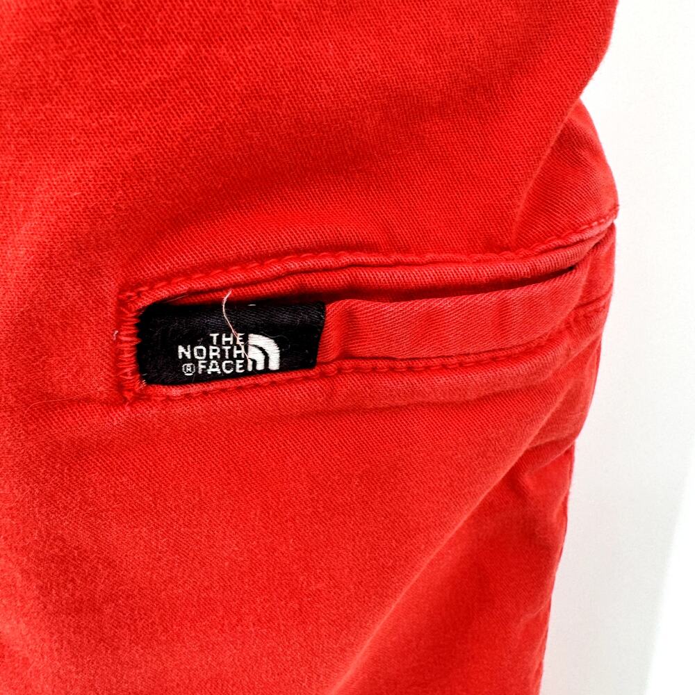 The North Face Shorts Mens 40 (40x9.5 ACTUAL) Red Chino Classic‎ + Pockets - Picture 4 of 7